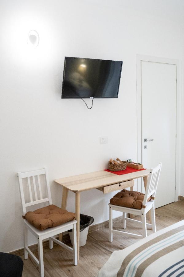B&B Alighieri 97 Bari Extérieur photo